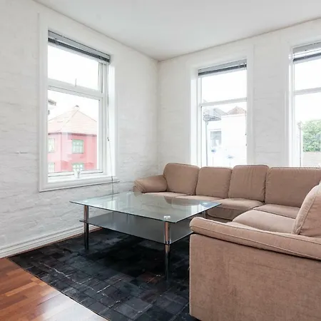 Saudagata 31b - Large Apartment